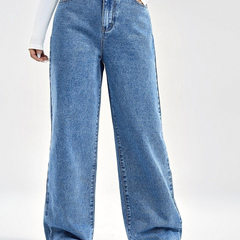 Women's light blue high-rise stretchable baggy jeans.