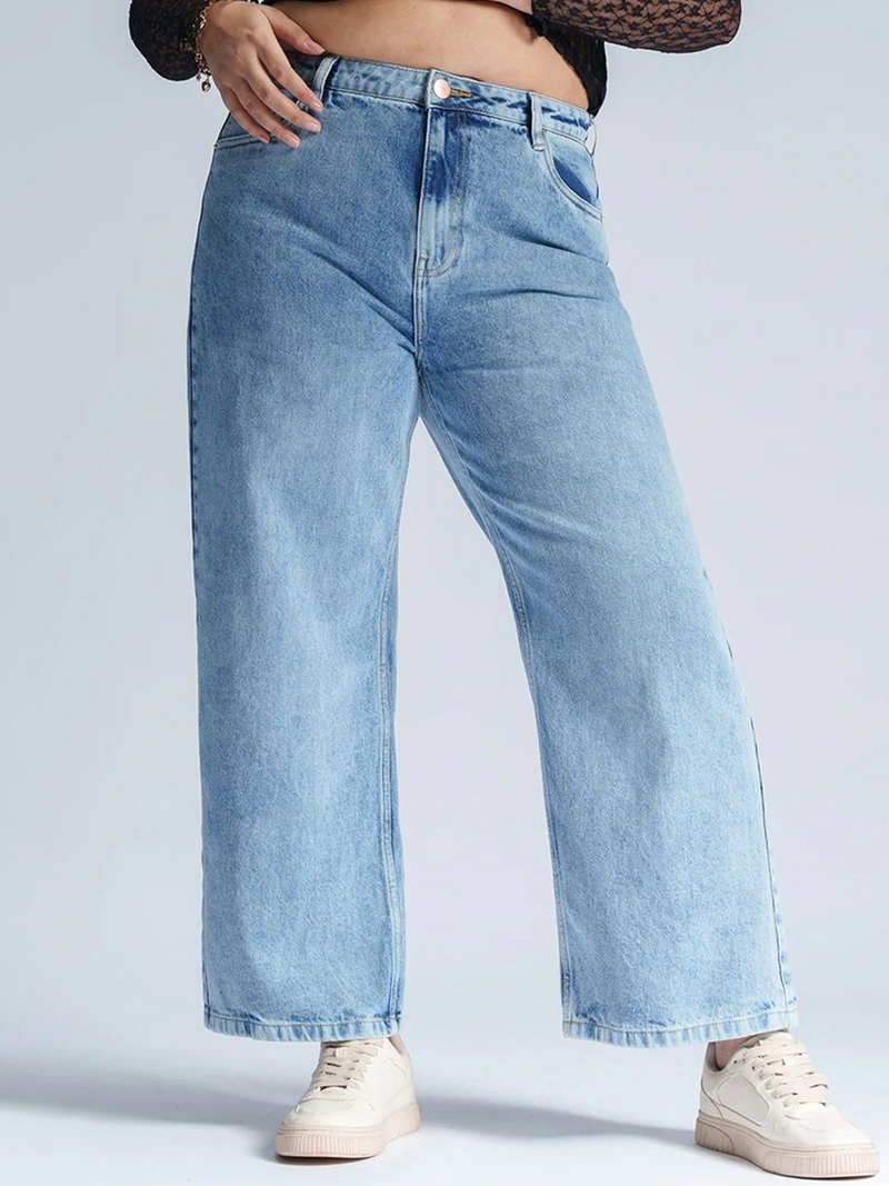 Womens light blue colour starightfit jeans