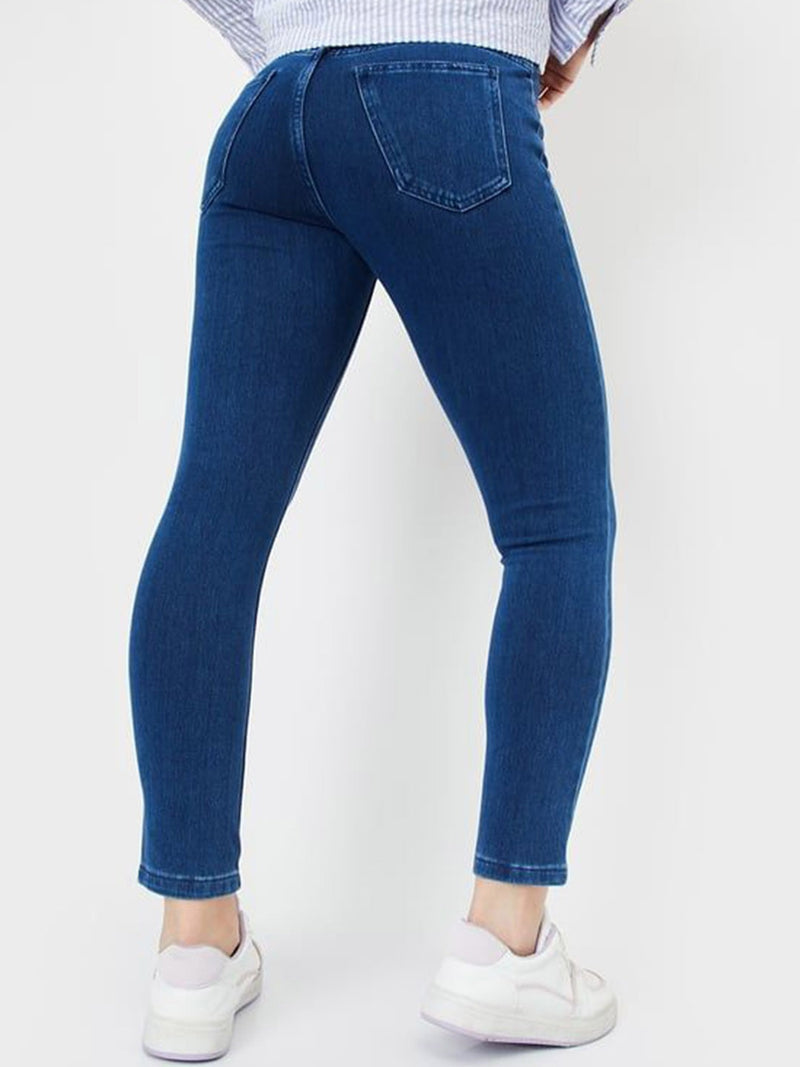 Women’s Light Blue Slim-Fit High-Rise Stretchable Jeans