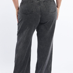 Women's Plus Size Smart Wide Leg High-Rise Stretchable Jeans