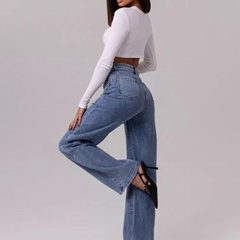 Women’s High-Rise Light Fade Stretchable Loose Wide-Leg Jeans