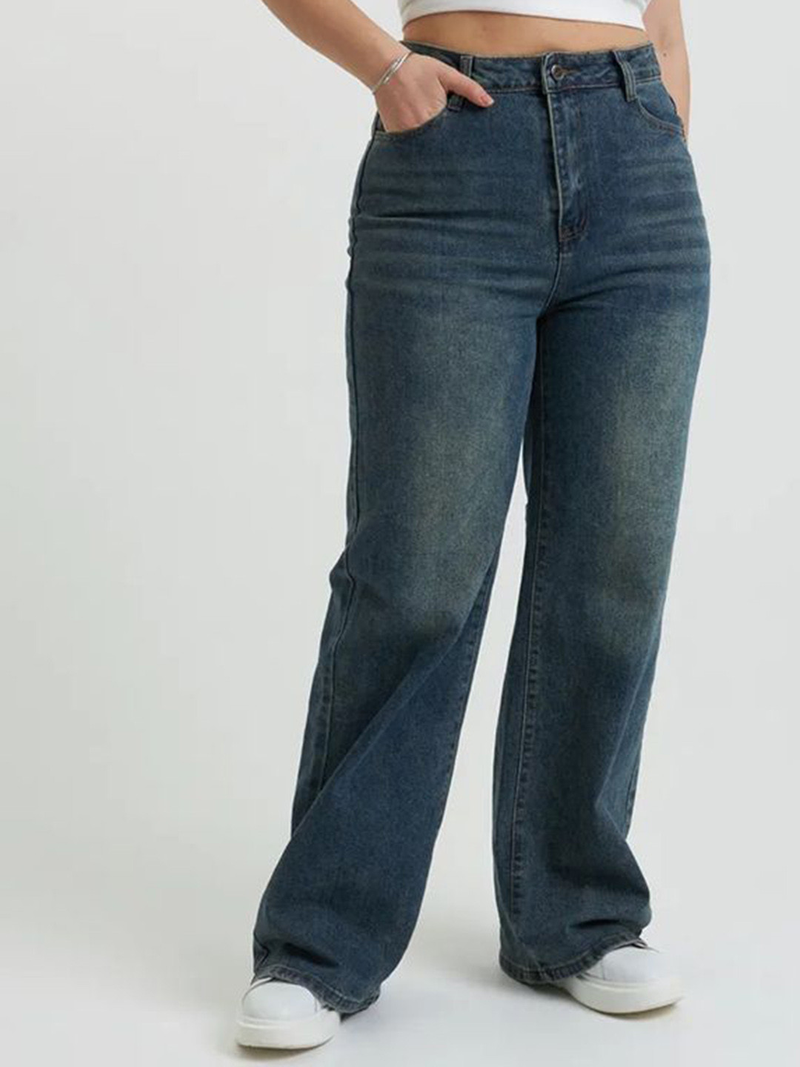 Women's High-Rise Light Fade Stretchable Flared Jeans