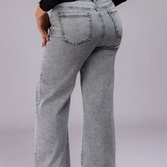 Women's Regular Fit High-Rise Light Fade Stretchable Jeans