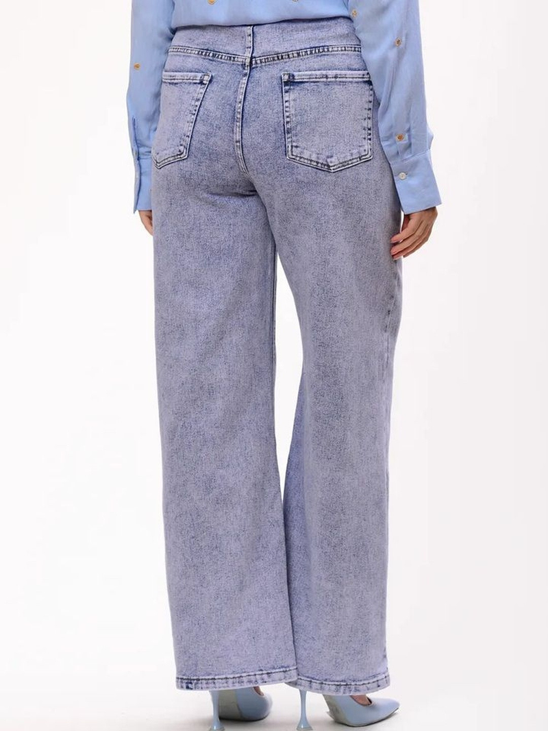 Women's Relaxed Fit High-Rise Heavy Fade Stretchable Jeans