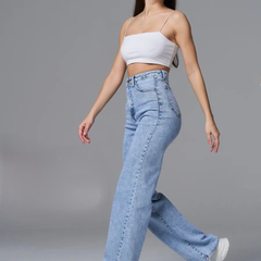Women’s light blue wide leg high-rise stretchable jeans.