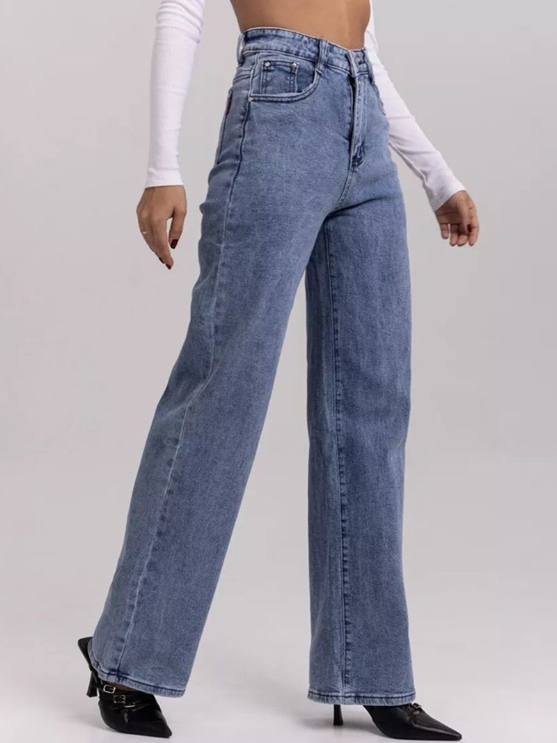 Women’s High-Rise Light Fade Stretchable Loose Wide-Leg Jeans