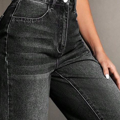 Black Colour Women’s High-Rise Relaxed Fit Acid Wash Jeans