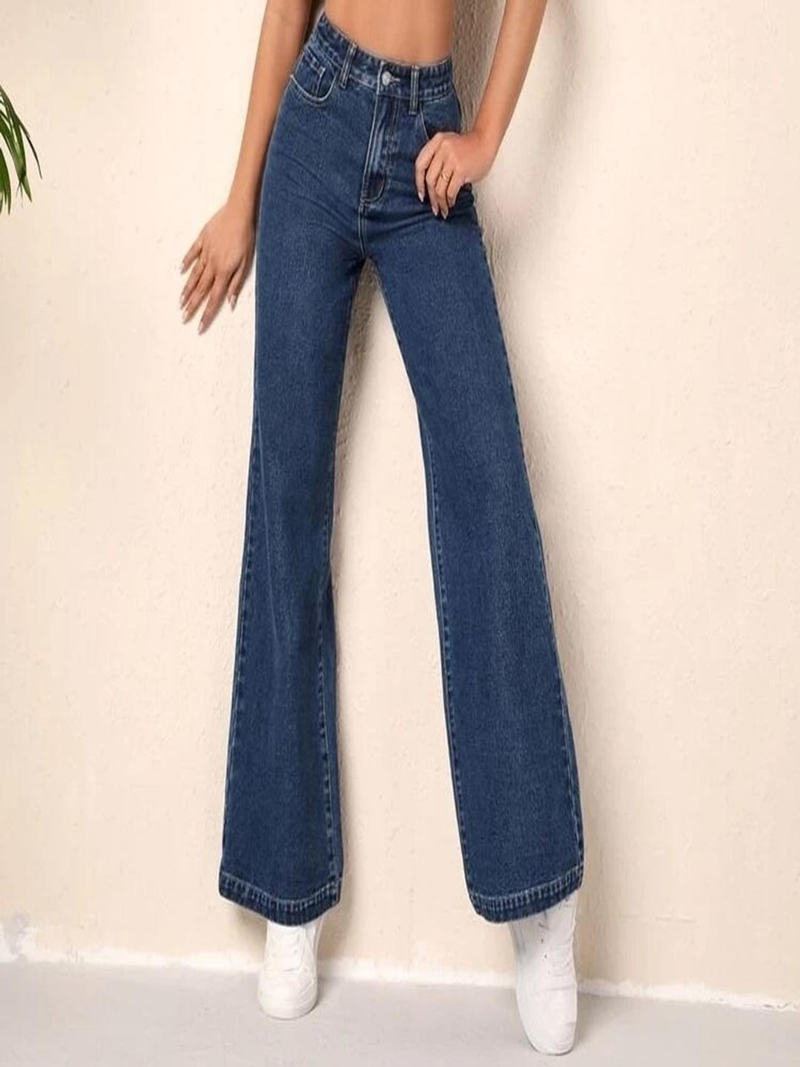 Women's dark blue high-rise stretchable wide leg jeans.