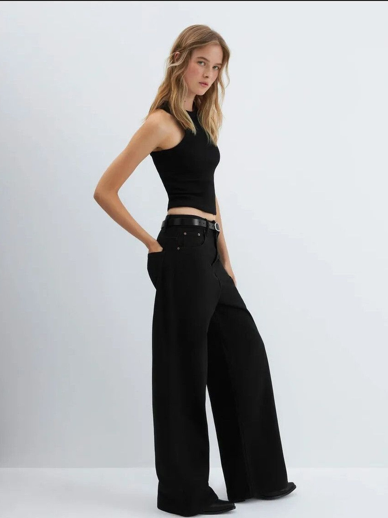 Women’s Comfort High-Rise Pleated Stretchable Jeans