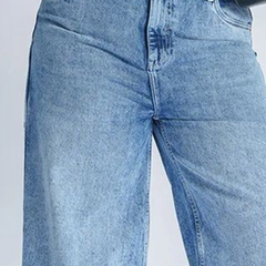 Womens light blue colour starightfit jeans