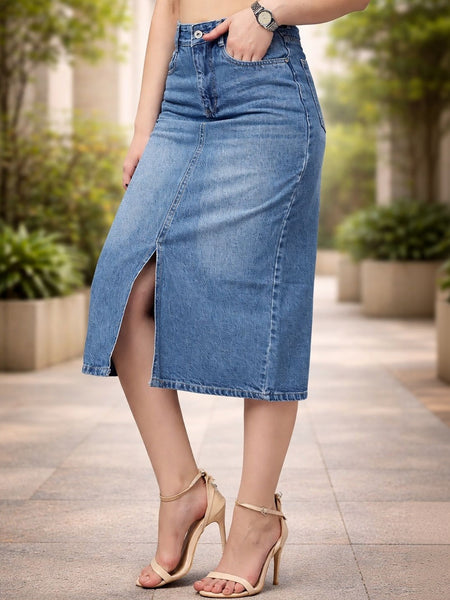 Women’s Light Blue Denim Front-Slit Above-Knee Skirt