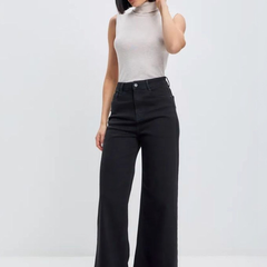 Women's black wide leg high-rise stretchable jeans.